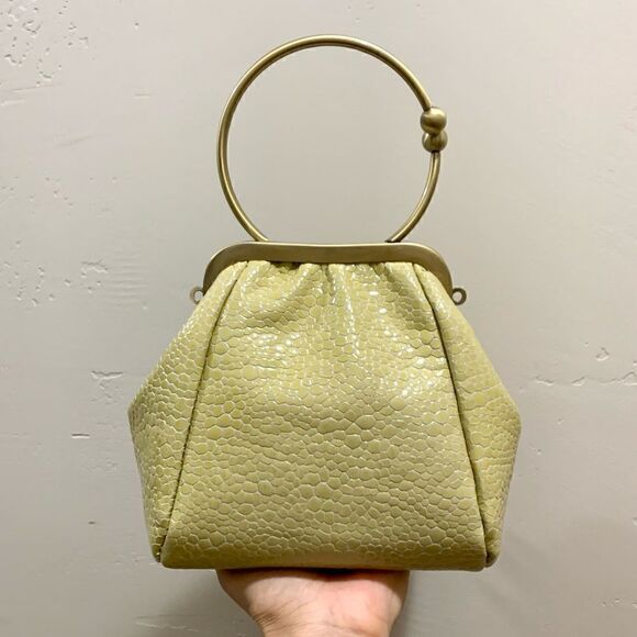 Handmade Genuine Leather Kiss-lock Wristlet/Crossbody - Picture 3 of 13